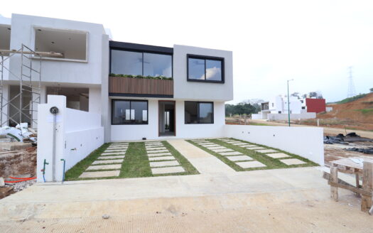 Casas en PREVENTA en Fracc. Los Almendros en Xalapa